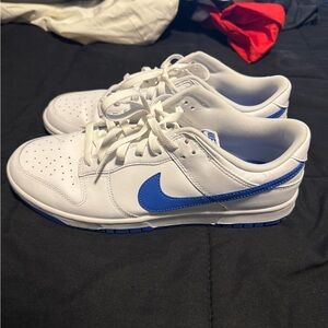 Nike men’s White and Blue Sneakers